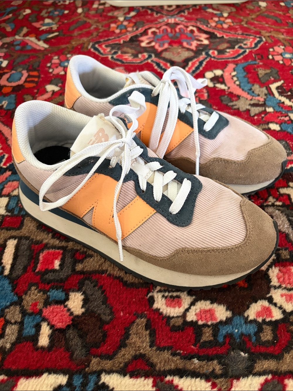 New Balance 237 women’s